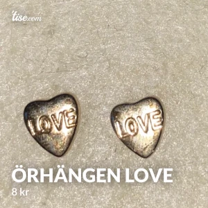 Örhängen - Såå söta örhängen helt oanvända