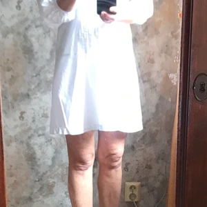 Vit klänning, oversize, s - Vit oversize klänning, oanvänd, jättesöt