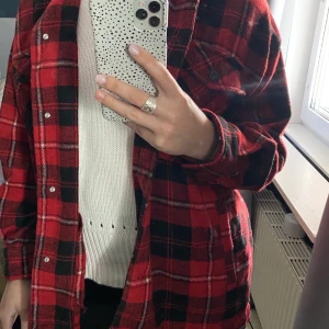 Jacka från Zara  - Den populära Jackan ifrån Zara. 