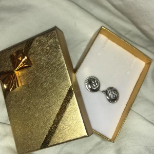 Örhängen  - Örhängen i äkta silver 💕 250kr ink frakt