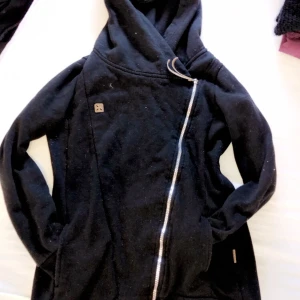 Hettegenser - Bruker den ganske lite derfor selger jeg den. 