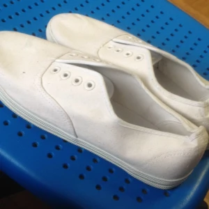  - Jätte fina tygskor som har använt 0% verkligen,