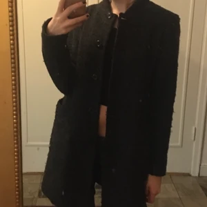 Höstkappa - Supersöt kappa från Zara storlek S, perfekt nu för hösten!!!