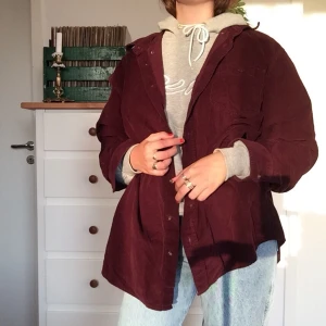 Skjorta - Mörkröd manchester skjorta! 