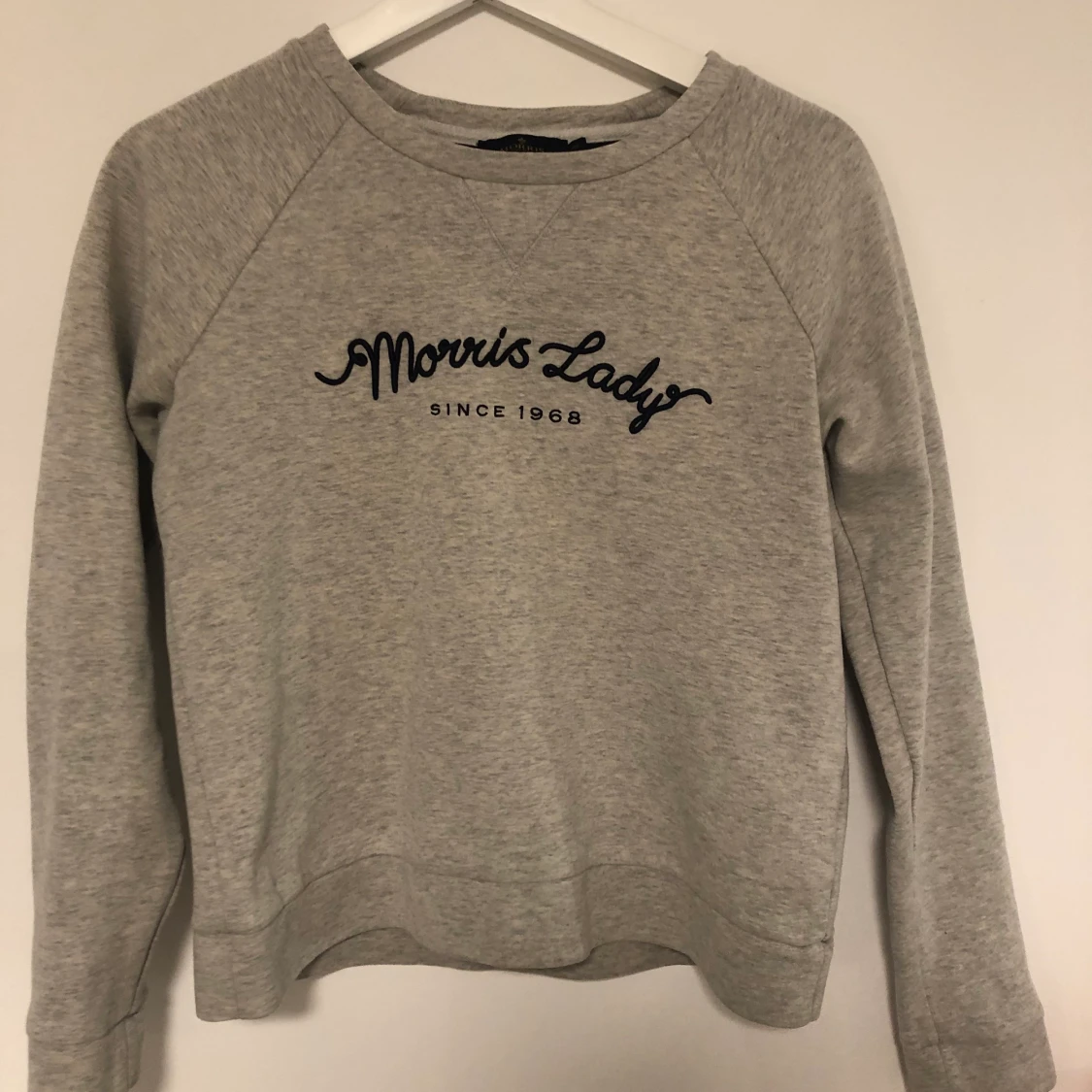 Ljusgrå Morris lady   - 90