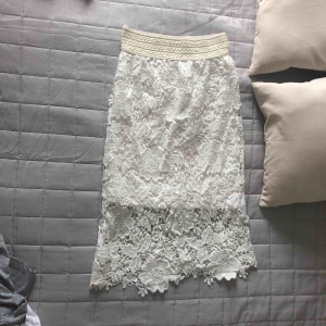  - Säljer pga garderob rensning.