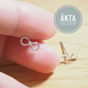  - äkta silverörhängen (nya) ●frakt10kr