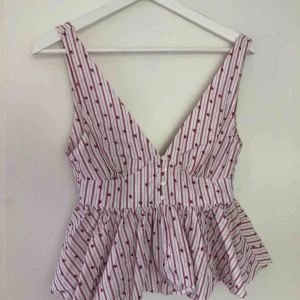 Linne - Jätte fint linne med rosa ränder och små blommor. 