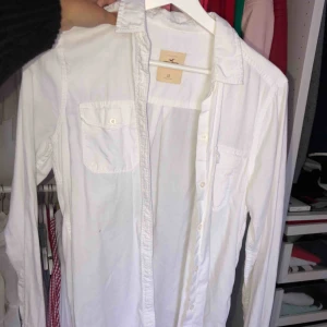  - Skjorta från Hollister i fint skick