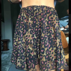  - Kjol från scoth and soda Nyskick 