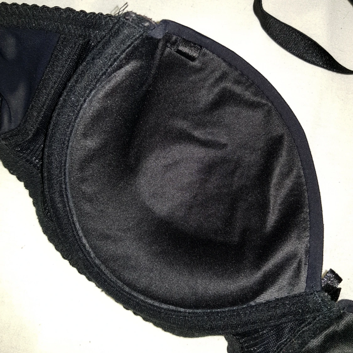 Svart push-up BH med avtagbara band - 90