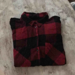  - Monki flanell skjorta✨