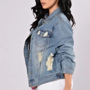  - Snygg oversized Fashion Nova jacka.  
Oanvänd. 