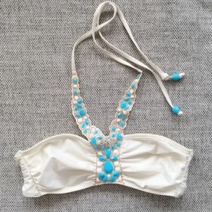  - Bikinitopp från H&M i fint skick