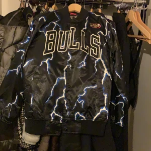 JACKA BULLS - NBA Jacka, CHICAGO BULLS      KOM MED BUD!!😚