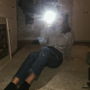 Nakd jeans endast använda ensktaka gånger.  - Storlek 38, raka ben, normal i storlek. Säljer pgd av använder sällan💙