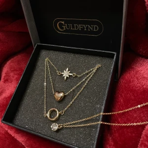 Armband från guldfynd  - Säljer oanvända armband✨ från guldfynd🔥 allt på bilden för 200kr + 11 frakt !!! 📦❤️ en för 69kr 