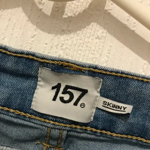 Jeans från Lager 157 - I använt skick. Har mycket mer att ge. 