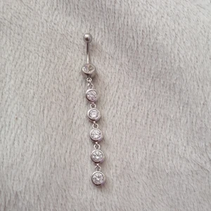 Navigering - En navigering från Glitter... Köpte för 50:- Köpt bara för kul grej aldrig använt💗.. Möts upp i Uppsala🏢Ta emot swish elr kontanter... 