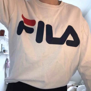  - Jag säljer min filatröja! Köparen står för frakt och betalning sker via swish!🥰