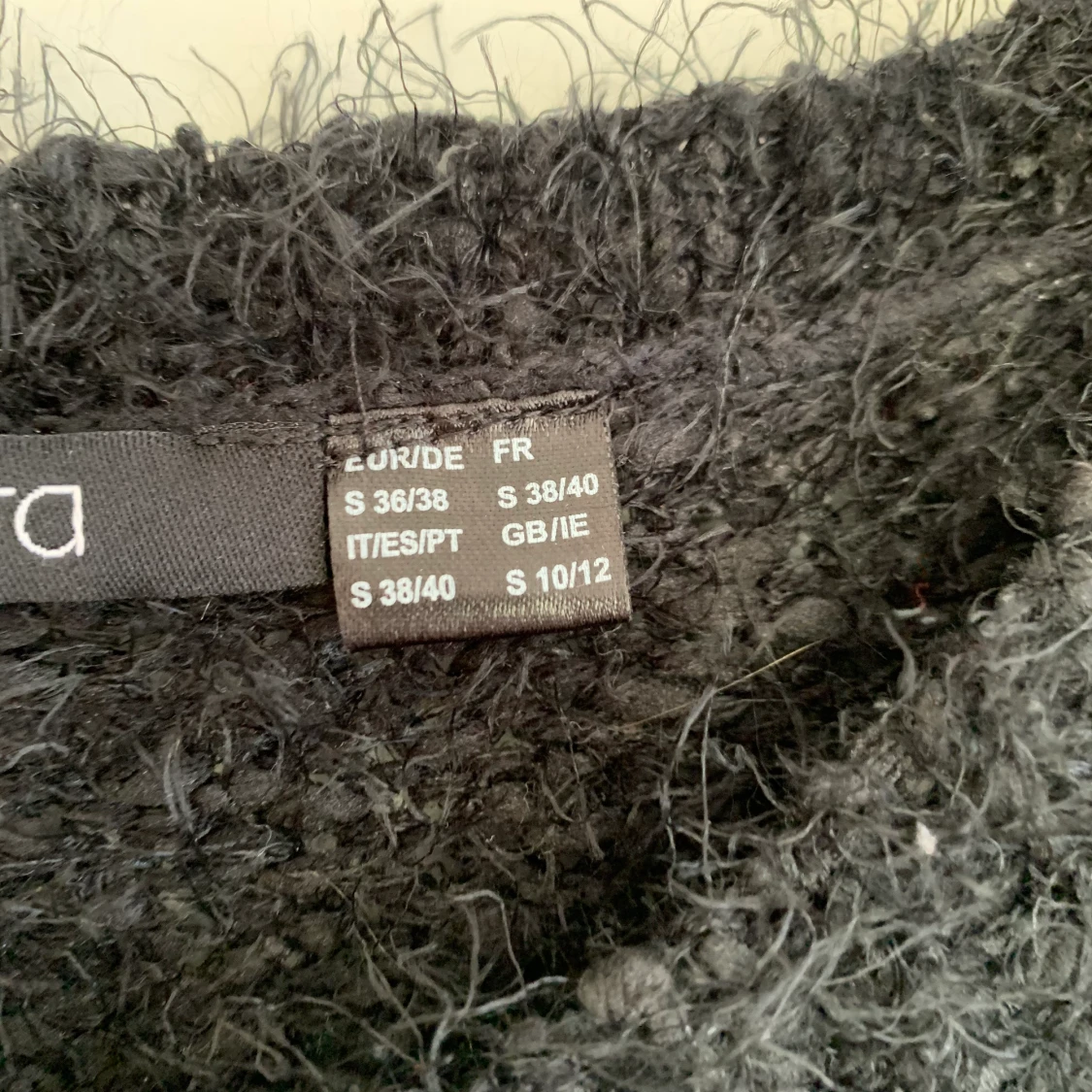 Fluffig stickad klänning💞 - 90