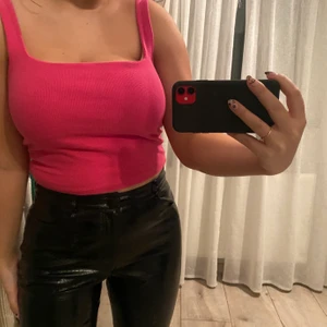 Linne från zara - Säljer mitt linne från zara i M, super fint och skönt!