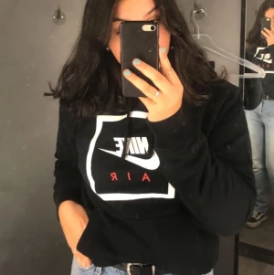 nike - nike hoddie jag säljer pgd av att jag inte använder den längre