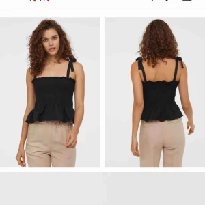  - En jätte fint linne som jag aldrig har använt pågrund av att jag köpte den i fel storlek. Köparen står för frakt❣️ 