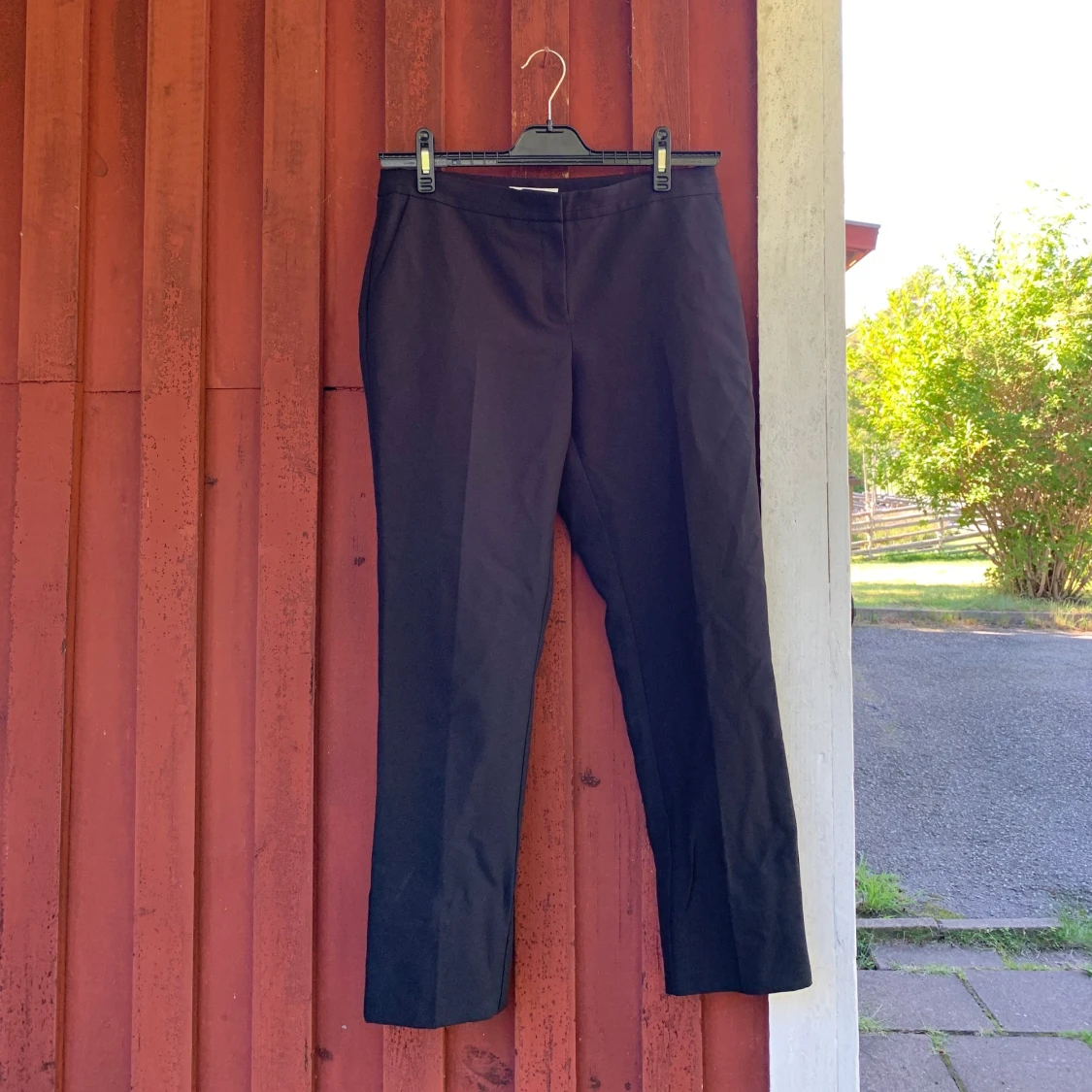 Stilrena svarta kostymbyxor från primark