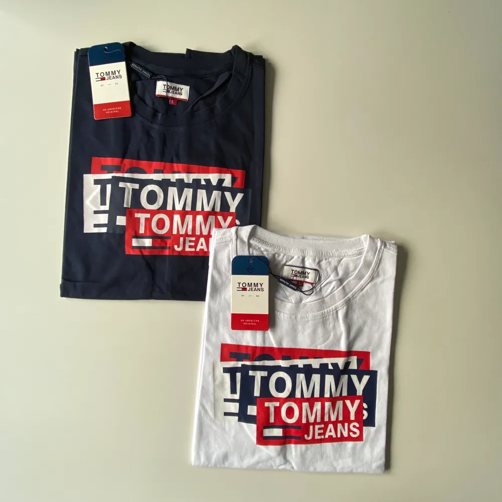 Två nya t-shirts från Tommy Hilfiger i storlek L. 150kr/st. T-shirts.