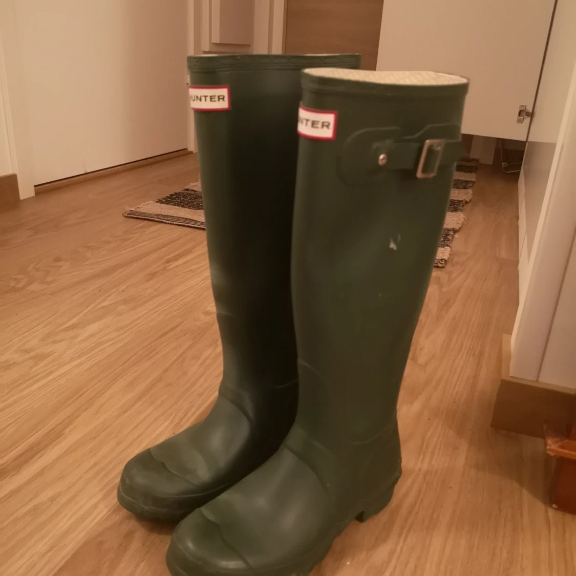 Mörkgröna Hunter gummistövlar strl 36