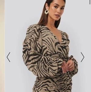 Klänning  - Jättefin känning från nakd 