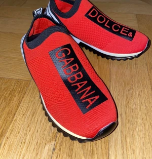 Dolce & Gabbana Sneakers - Helt nya, oanvända. Finns 1 par i storlek 41