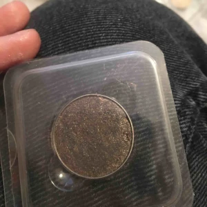  - Säljer denna singelskugga från ABH för 55 kr exkl frakt. 