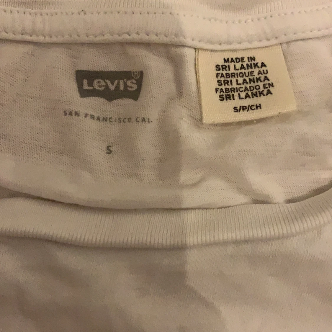 Levis T-shirt, storlek S - 90