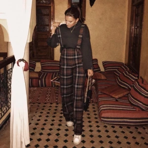 Hängelbyxor zara - Rutiga hängselbyxor från zara 