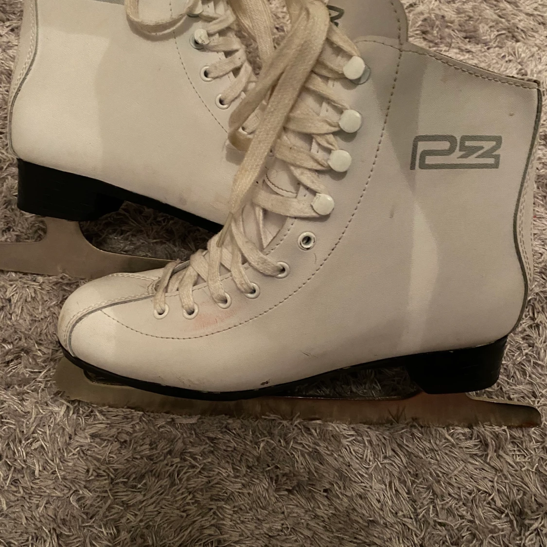 Skridskor storlek 38