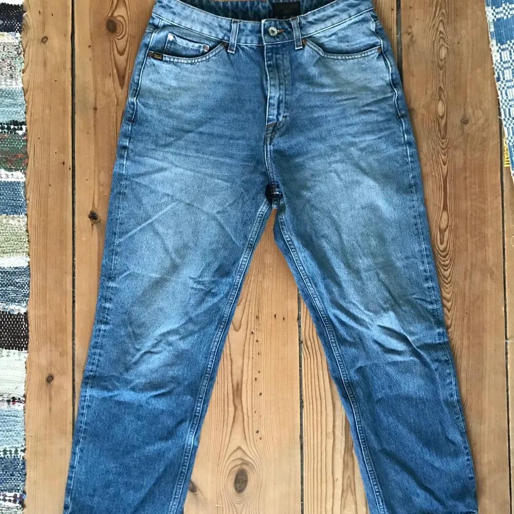 Jeans från Tiger of Sweden i storlek W30 L30. Modell dropped. Jättefina och i bra skick. Inköpta för 1300.. Jeans & Byxor.
