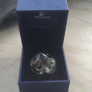  - Swarovski ring Heart, lite använd, som ny