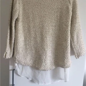  - Zara beige/vit paljett tröja med tunt tyg innanför. Endast provad