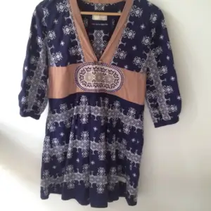 (Price is discussable) 
Odd Molly, blue dress with white embroidery 
Not used because of wrong size 