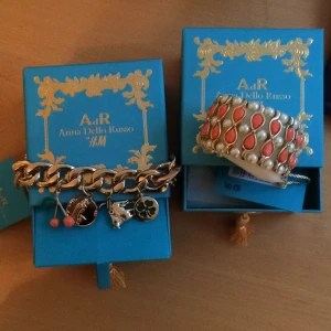  - •Armband from Anna Dello Russo collaboration with H&M 
•150kr each 
•Swish or cash 
