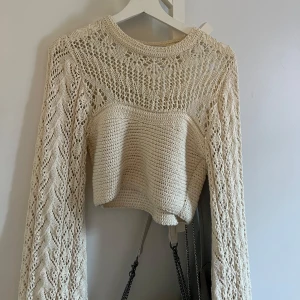 Zara tröja - Stickad virkad tröja från zara. Str S/M. Inte använd 🩷