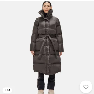 8848 ALTITUDE - Säljer min oanvända vinterjacka p g av fel storlek , ny priss 5000