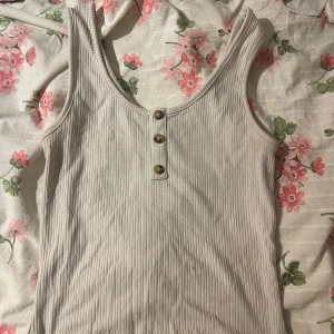 Vitt linne - Vitt linne 