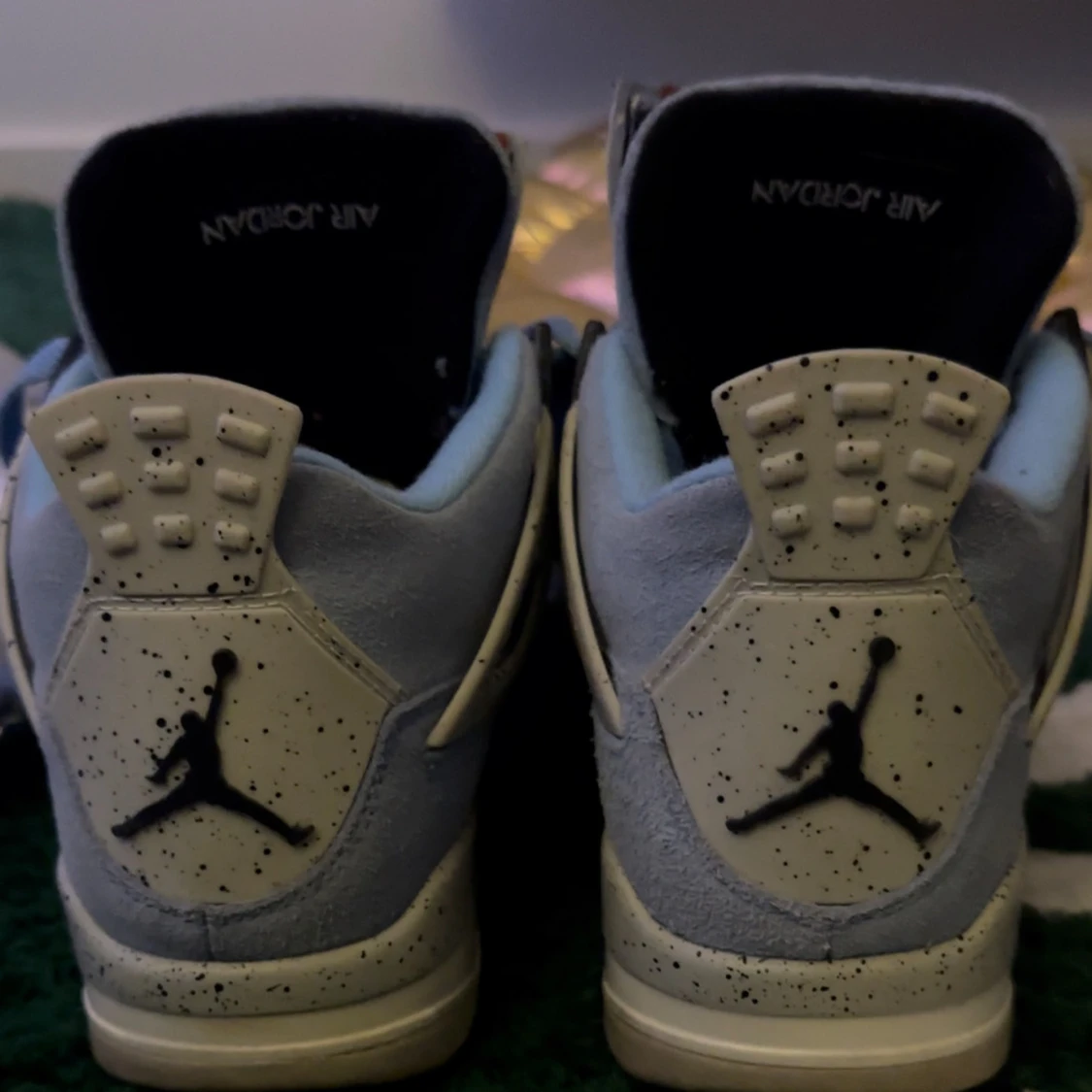 Jordan 4s - 91