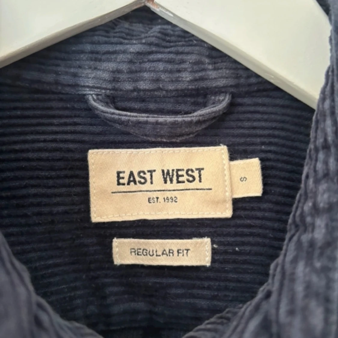 East west jacka  - 90