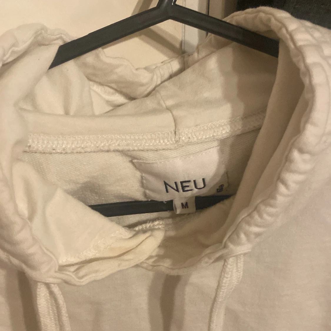 Vit hoodie från NEU - 91