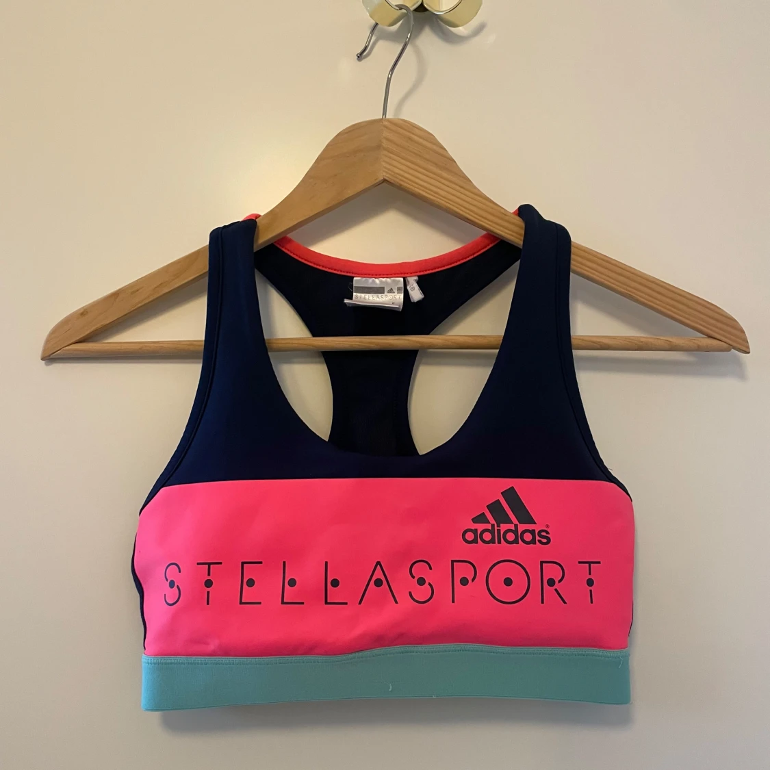 Sport-bh från Adidas Stellasport