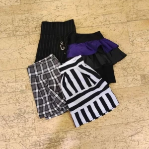 fyra st kjolar strl xs-s - du får alla fyra för 60 kr! använda men i gott skick.